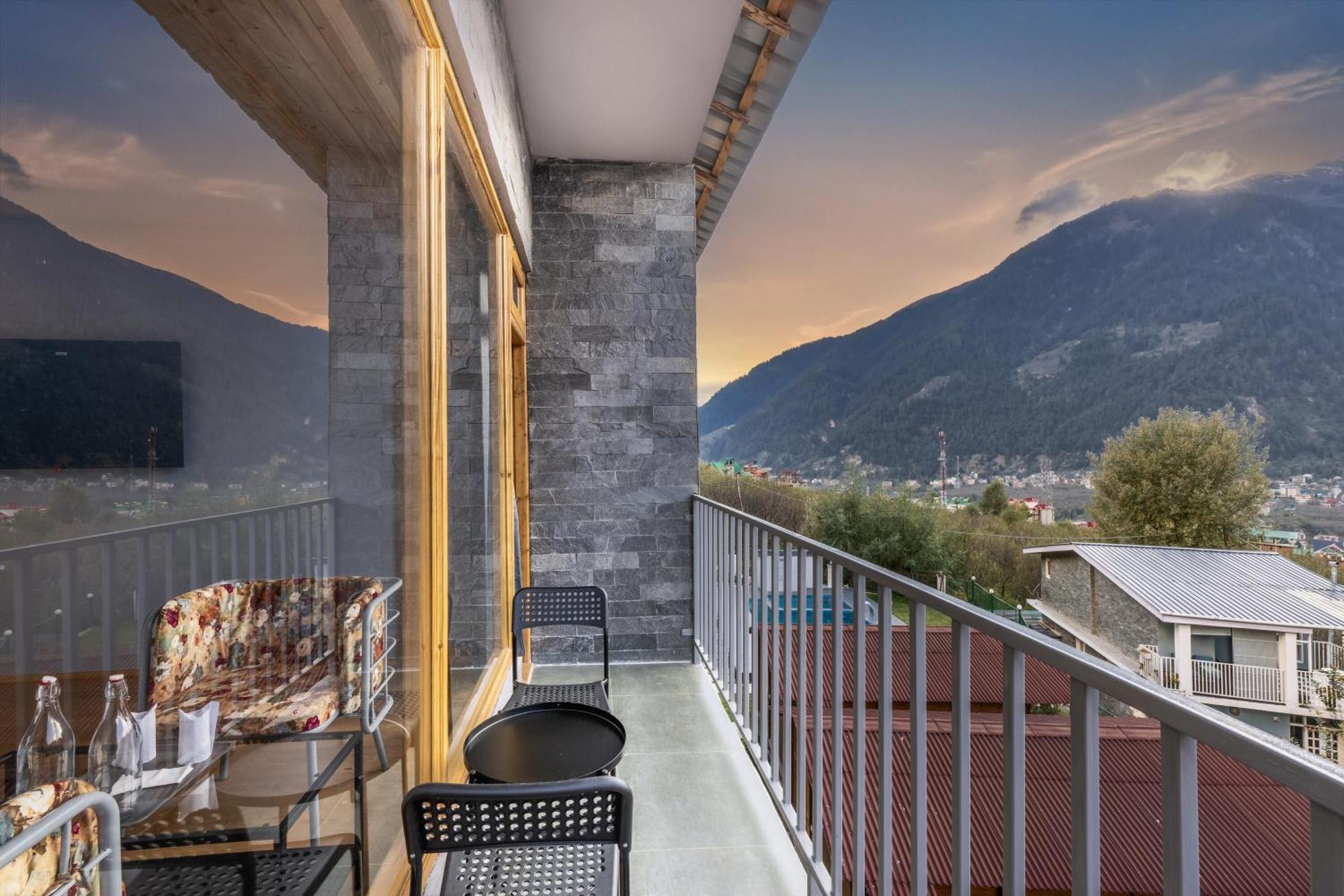 Hotel Echor Himalayan Heights Luxe Manali Exterior foto