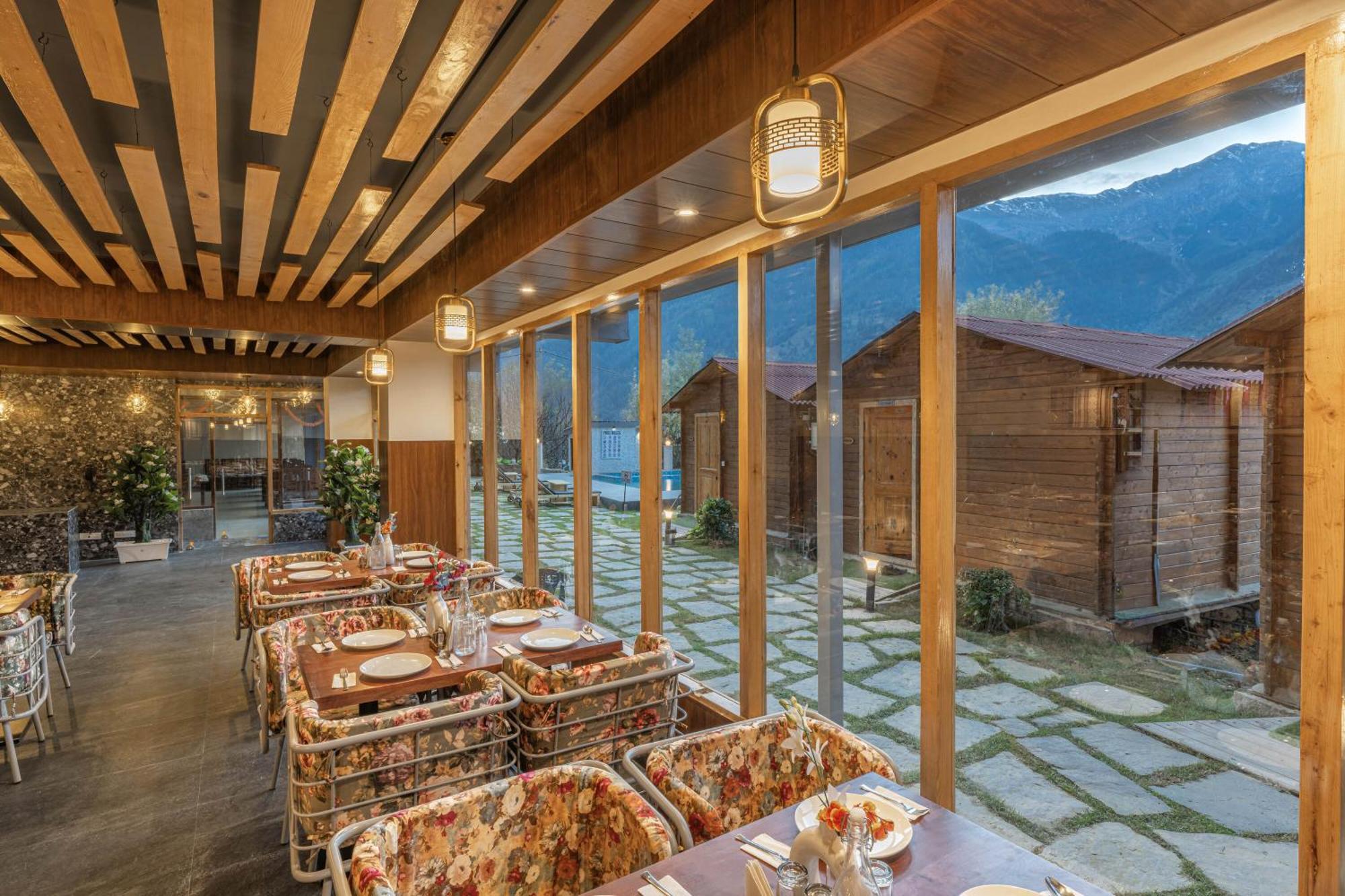 Hotel Echor Himalayan Heights Luxe Manali Exterior foto