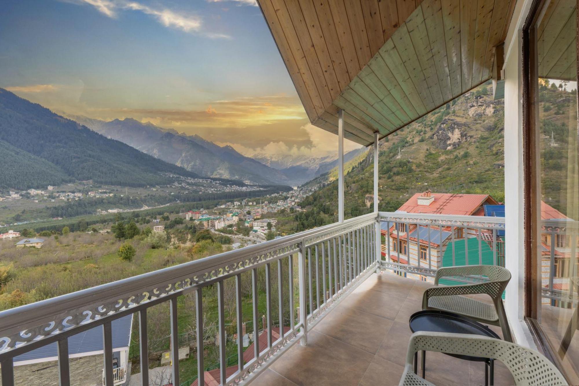 Hotel Echor Himalayan Heights Luxe Manali Exterior foto