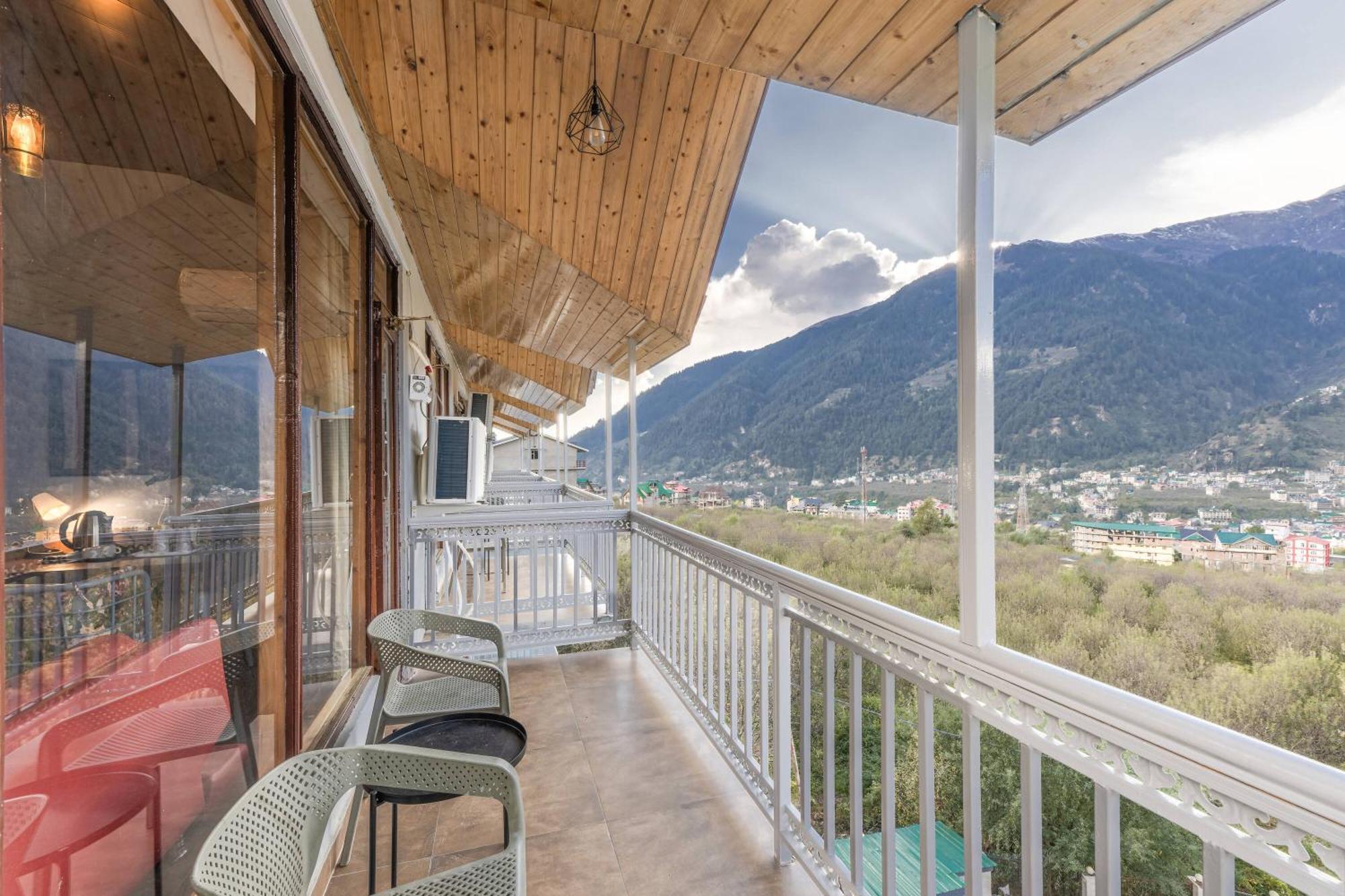 Hotel Echor Himalayan Heights Luxe Manali Exterior foto