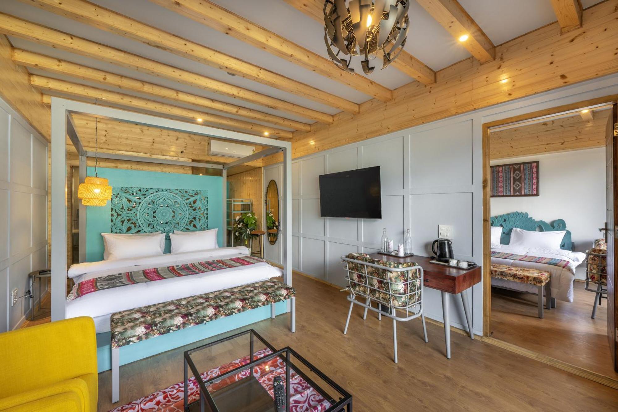 Hotel Echor Himalayan Heights Luxe Manali Exterior foto