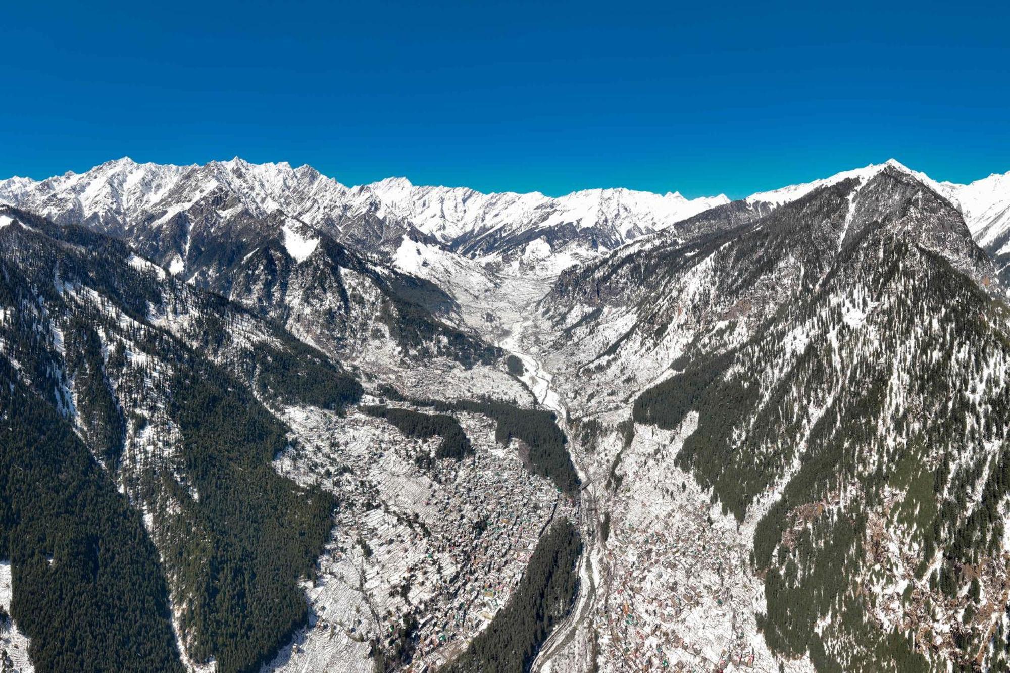 Hotel Echor Himalayan Heights Luxe Manali Exterior foto